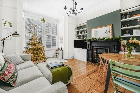 2 bedroom flat for sale, Hillfield Avenue, London N8