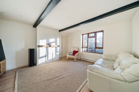 42 Upper Close, Forest Row, RH18 5DX