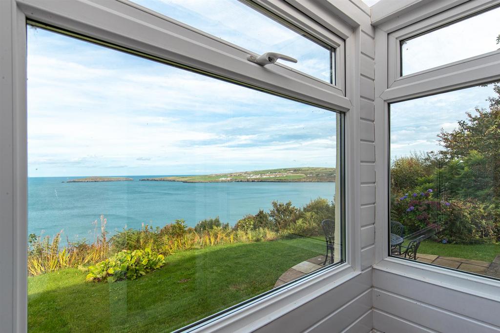 Gwylan Cottage, Poppit, Cardigan - Exteriors &amp; Vie