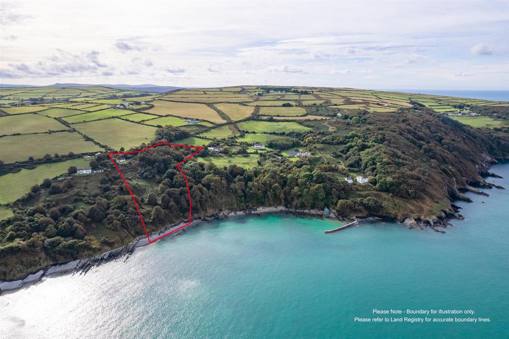 Gwylan Cottage, Poppit, Cardigan - Drone &amp; Elevate