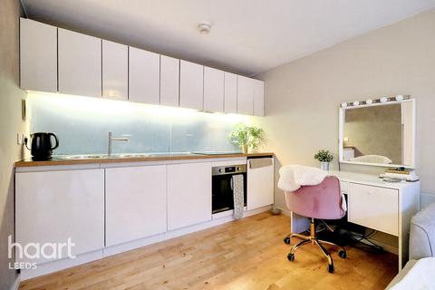 1 bedroom apartment for sale, The Avenue, Leeds