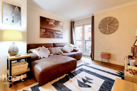 2 bedroom apartment for sale, Langtons Wharf, Leeds