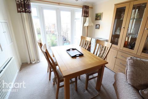 3 bedroom semi-detached house for sale, Rushbottom Lane, Benfleet