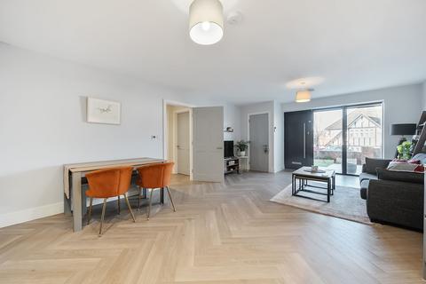 Flat 3, Cherry Blossom Court, 2 Coulsdon Road, Coulsdon, CR5 2LA