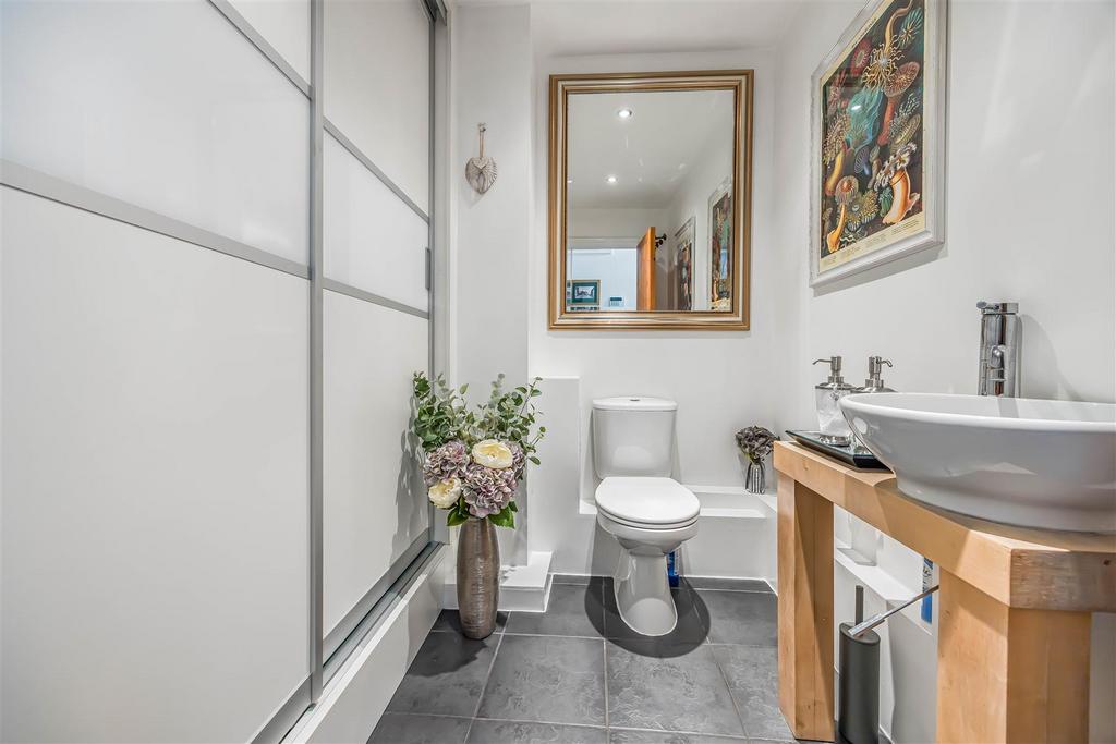 1 Parkside Cottages, Eastleigh Road, Havant-Small-