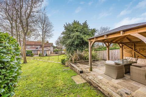 4 bedroom cottage for sale, Eastleigh Road, Havant PO9