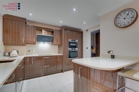 5 bedroom detached house for sale, The Old Stables, Upper Haugh, Rotherham