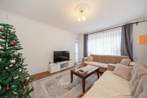 3 bedroom flat for sale, Kilburn Vale, London NW6