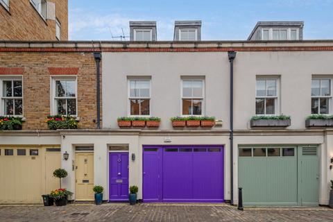 4 bedroom mews for sale, Conduit Mews, London, W2