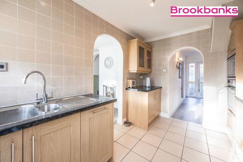 3 bedroom terraced house for sale, Fens Way, Hextable, Kent, BR8