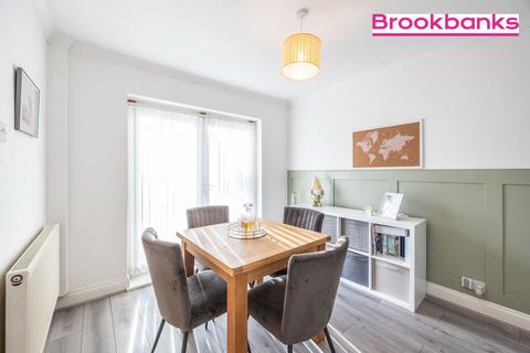 26 Fens Way, Swanley, BR8 7SW