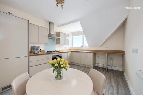 3 bedroom flat for sale, Vernon Gardens, Brighton