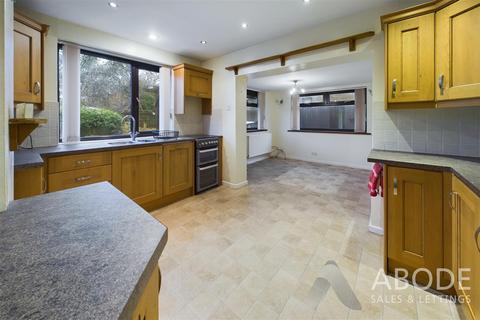 3 bedroom detached bungalow for sale, Lambourne Avenue, Ashbourne DE6