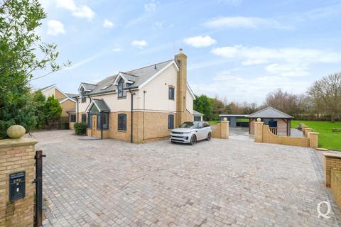 4 bedroom detached house for sale, Chalky Road, Stockbury, Sittingbourne, Kent, ME9