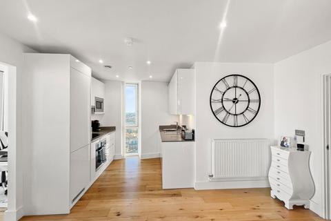 2 bedroom apartment for sale, High Street, London E15