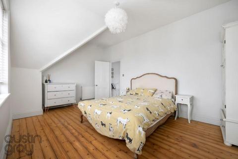 1 Caburn Road, Hove, BN3 6EF