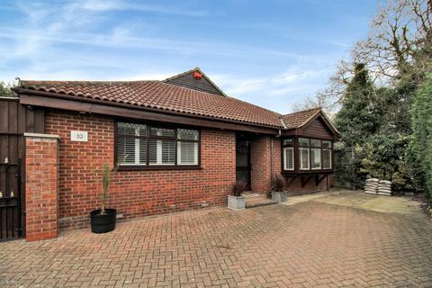 3 bedroom detached bungalow for sale, Putnoe Lane, Bedford, MK41