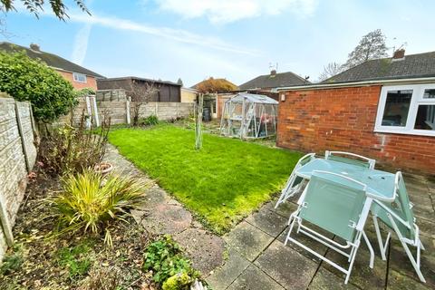 37 Fenns Crescent, St Georges, Telford, TF2 9BN