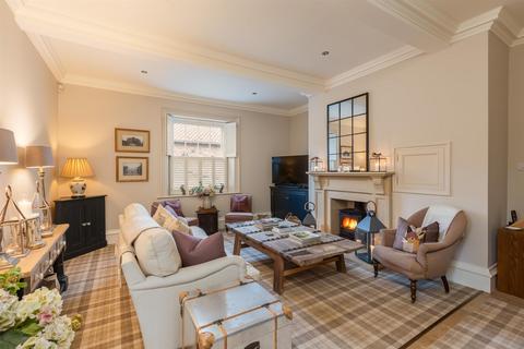 Cowthorpe House Arram Road, Leconfield, Beverley, HU17 7NP