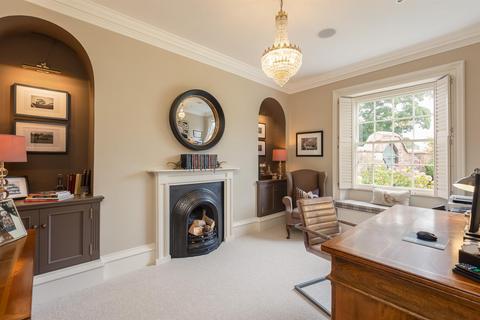 Cowthorpe House Arram Road, Leconfield, Beverley, HU17 7NP