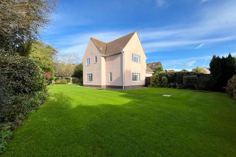 20 The Cobbins, Burnham-on-crouch, CM0 8QL