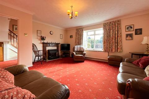 20 The Cobbins, Burnham-on-crouch, CM0 8QL