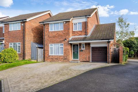 12 Geralds Grove, Banstead, SM7 1NE