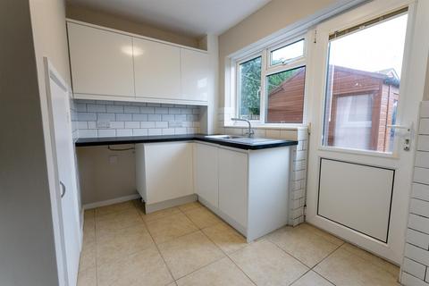 3 bedroom semi-detached house for sale, Ravensmead, Chard