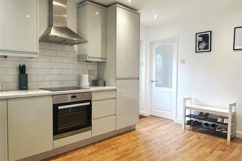 2 Erlesmere Close, Oldham, OL4 2LD