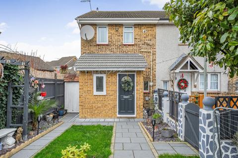 2 bedroom end of terrace house for sale, Satis Avenue, Sittingbourne, Kent, ME10