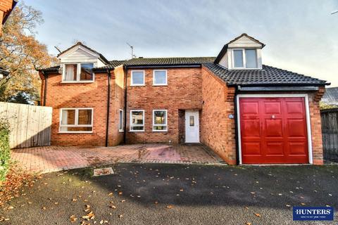 4 bedroom detached house for sale, Long Grey, Fleckney, Leicester, LE8 8TB