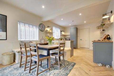 4 bedroom house for sale, Harrow Road, Worthing