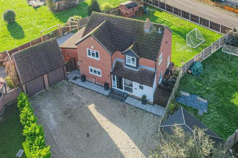 4 bedroom detached house for sale, Vicarage Meadow, Southminster