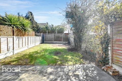 2 bedroom terraced house for sale, Bristol Close, Rayleigh