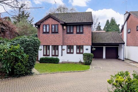 4 bedroom detached house for sale, The Conifers, Box Lane, Felden