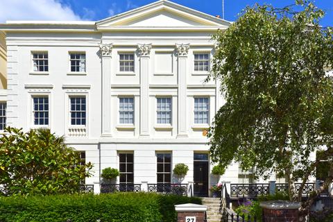 6 bedroom terraced house for sale, Montpelier Crescent, Brighton, East Sussex, BN1