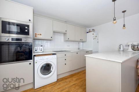 1 bedroom flat for sale, Sillwood Place, Brighton