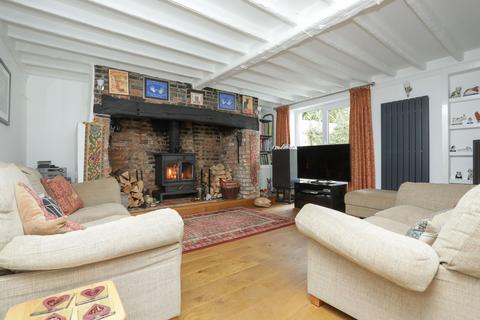 4 bedroom detached house for sale, Wootton Lane, Wootton, CT4