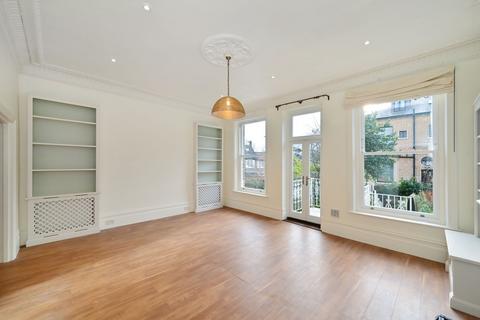 3 bedroom apartment to rent, Carlingford Road, NW3