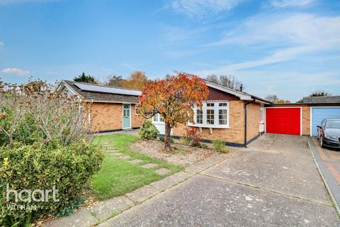 2 bedroom bungalow for sale, Barnardiston Way, Witham