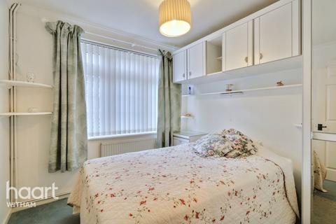 12 Barnardiston Way, Witham, CM8 2EQ