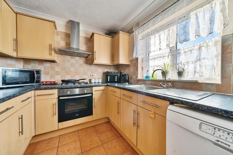 3 bedroom terraced house for sale, Dolphin Road, Murston, Sittingbourne, Kent, ME10