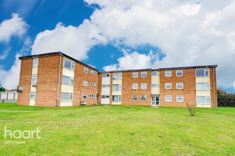 3 bedroom apartment for sale, Vane Court, Witham