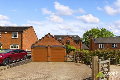 4 bedroom detached house for sale, Henhurst Farm, Burton On Trent DE13