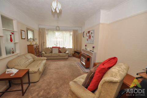 2 bedroom semi-detached bungalow for sale, Charnwood Road, Burton-On-Trent DE13