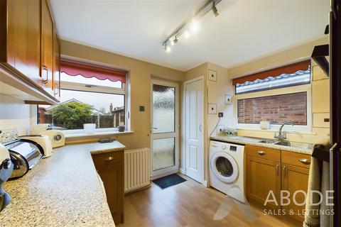199 Fairham Road, Stretton, Burton-on-trent, DE13 0BU