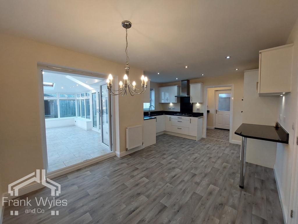 Kitchen New 1