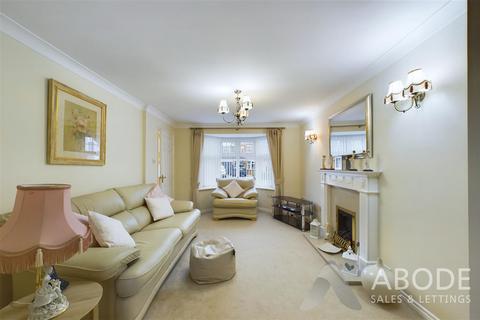 39 Amberlands, Stretton, Burton-on-trent, DE13 0PE