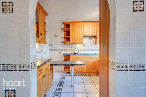 12 Arbour Lane, Wickham Bishops, Witham, CM8 3NS