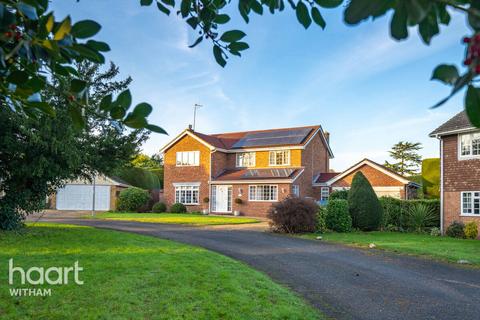 4 bedroom detached house for sale, Witham Lodge, Witham